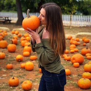 Meet your Posher, Rebecca